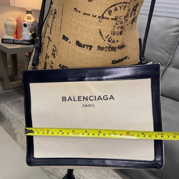 BALENCIAGA Crossbody bag - Picture 16 of 16